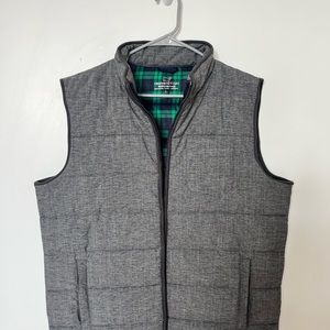 VINEYARD VINES PUFFER VEST - L